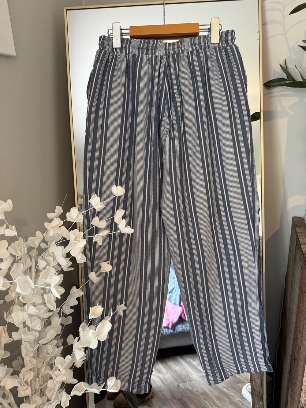 AE Flowy Striped Drawstring Pants - Picture 5 of 10